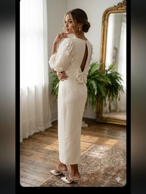 Elegant Cream Puff-Sleeve Midi Dress
